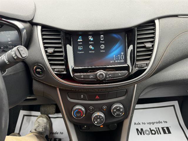 Used 2017 Chevrolet Trax LT w/ LT Convenience Package AWD/4WD image 22