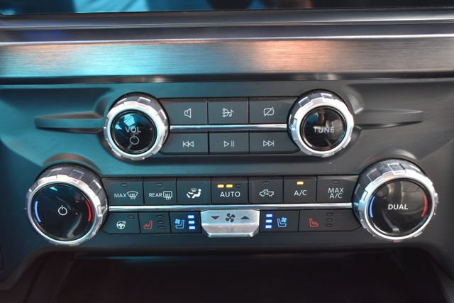 Used 2023 Ford F250 Lariat w/ Lariat Ultimate Package AWD/4WD image 38