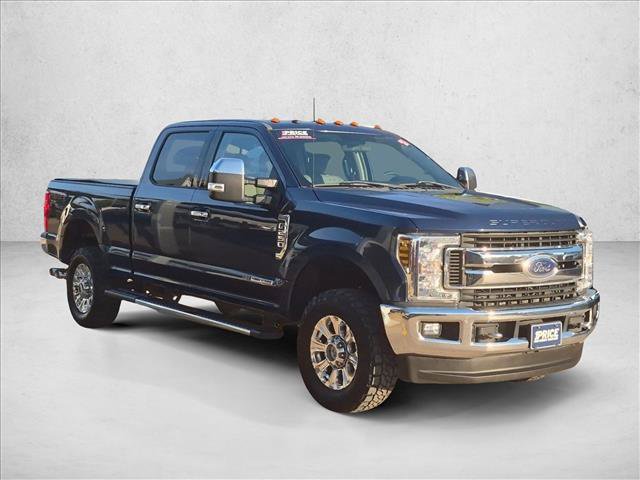 Used 2018 Ford F250 XLT w/ XLT Premium Package AWD/4WD image 3