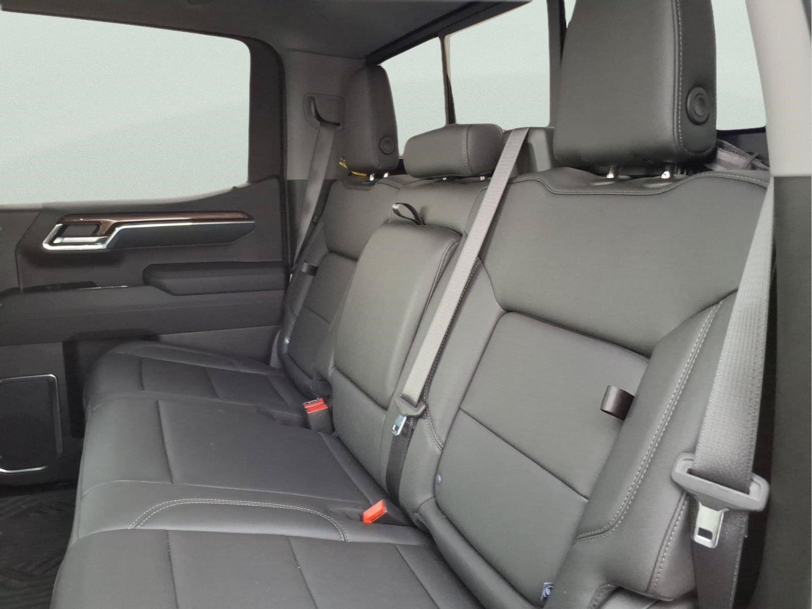 Used 2026 Chevrolet Silverado 1500 RST w/ RST All Star Premium Package AWD/4WD image 13