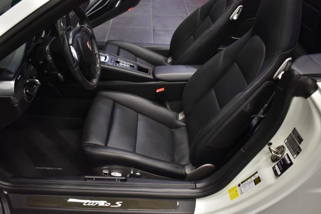 Used 2014 Porsche 911 Turbo S AWD/4WD image 22