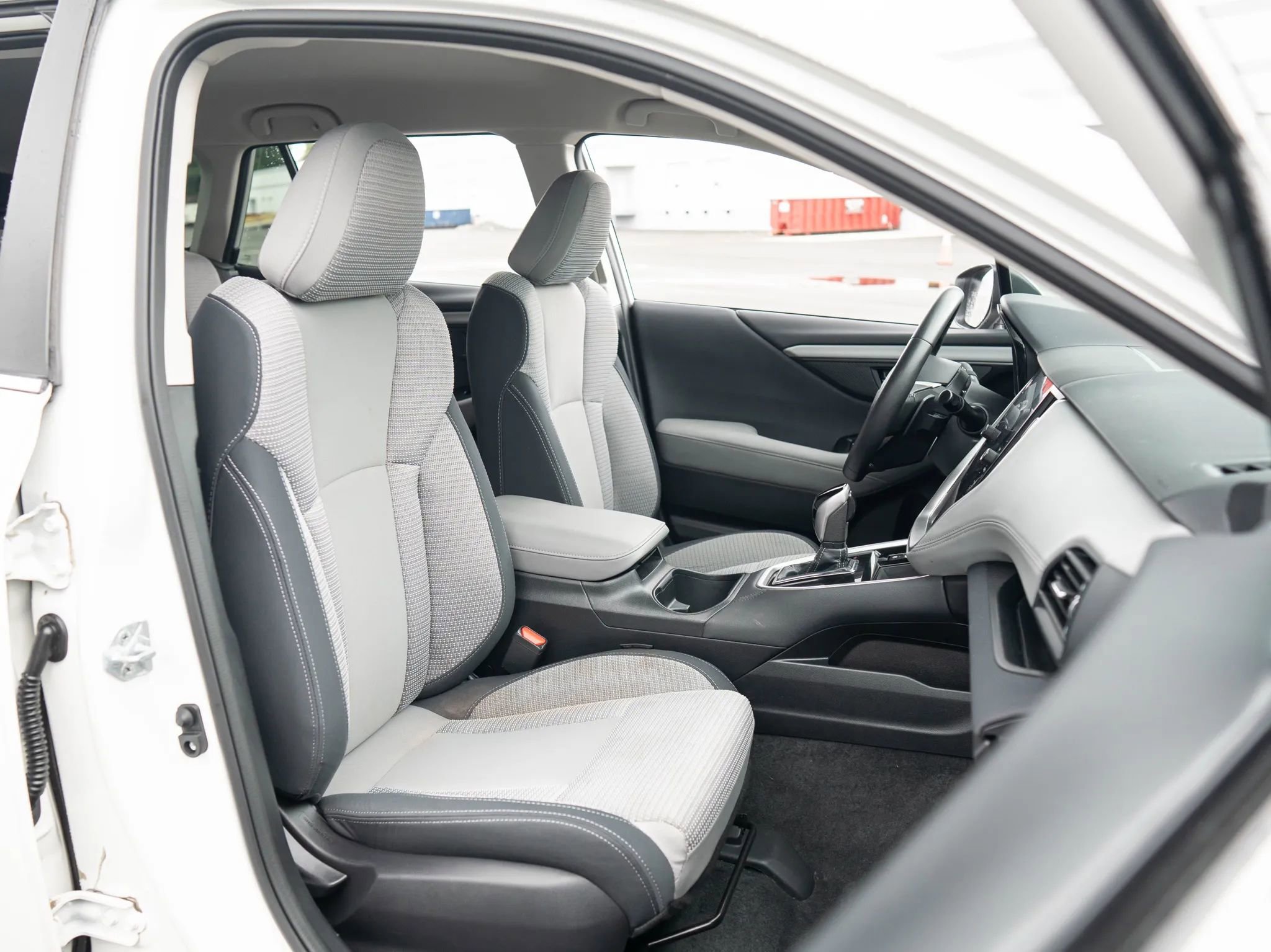 Used 2023 Subaru Outback Premium image 19