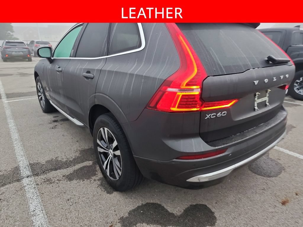Used 2023 Volvo XC60 T8 Core AWD/4WD image 5
