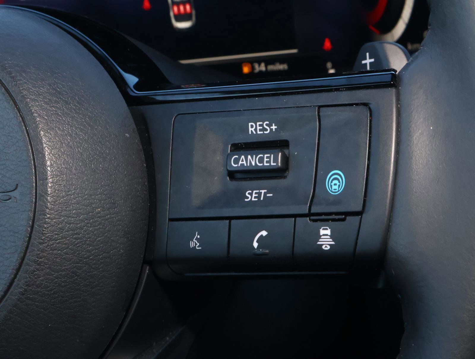 Used 2024 Nissan Rogue Platinum image 26