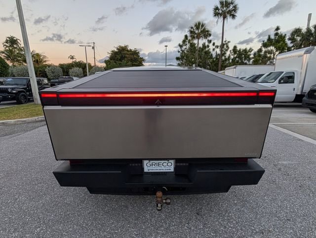 Used 2024 Tesla Cybertruck AWD Crew Cab image 12
