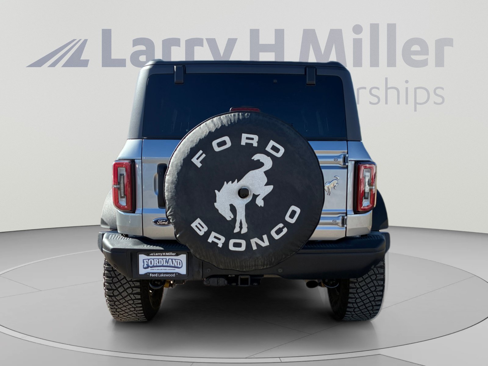 Used 2023 Ford Bronco Badlands AWD/4WD image 4