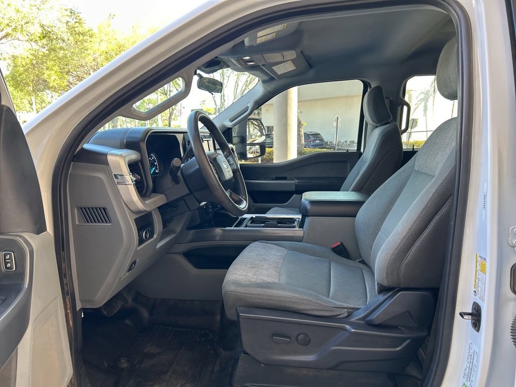 Used 2024 Ford F350 XLT w/ FX4 Off-Road Package AWD/4WD image 6