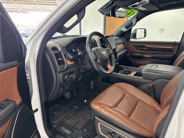Used 2023 RAM 1500 Limited w/ Body-Colour Bumper Group AWD/4WD image 17