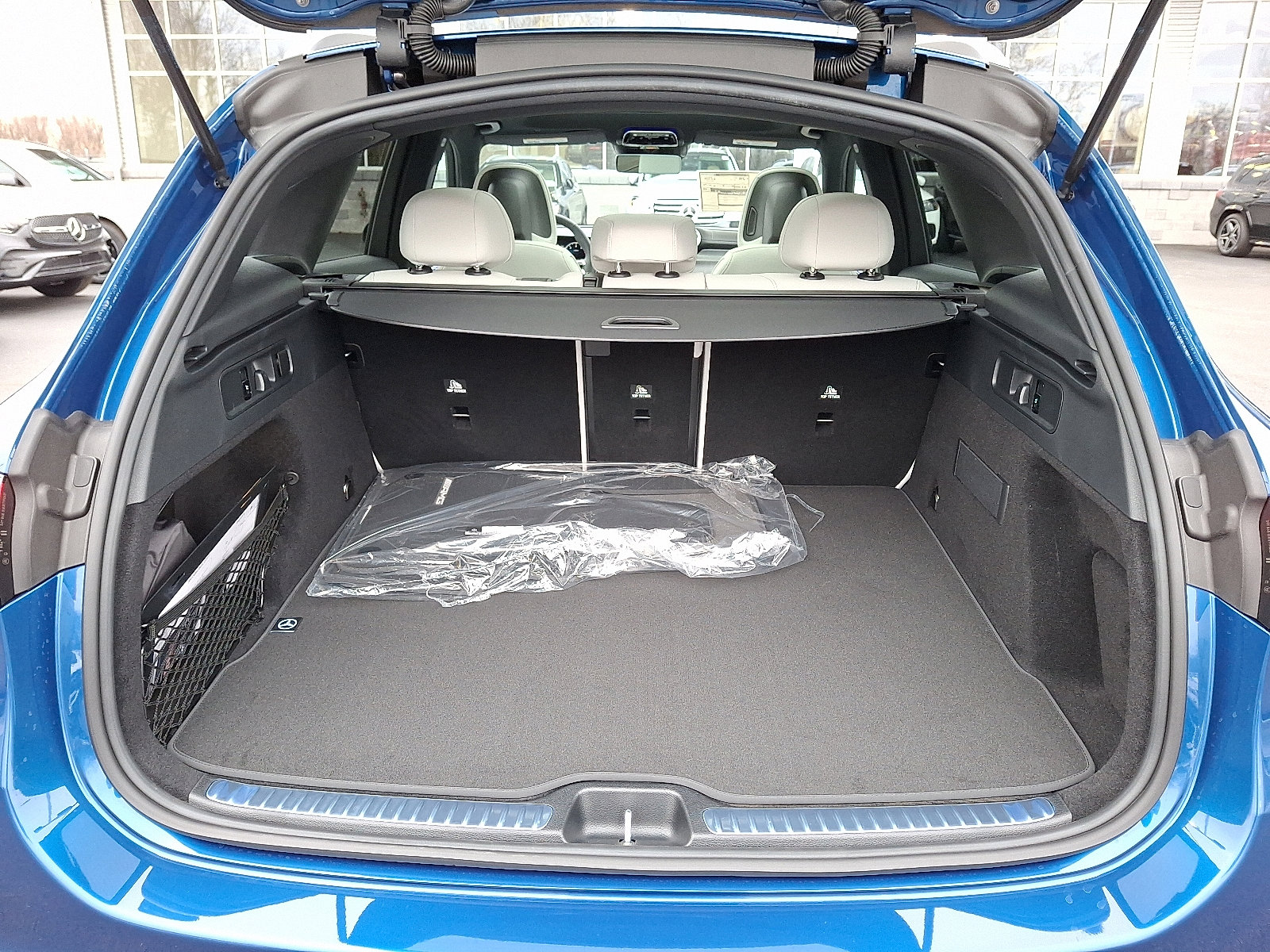 Used 2026 Mercedes-Benz GLC 300 4MATIC image 21