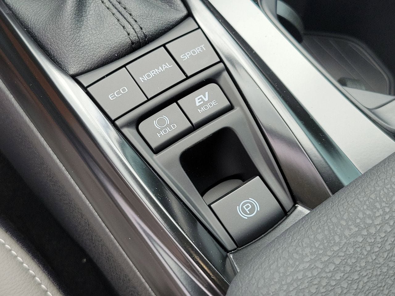 New 2026 Toyota Camry SE FWD image 27