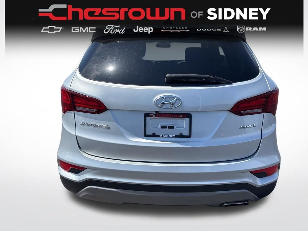 Used 2017 Hyundai Santa Fe Sport FWD image 4