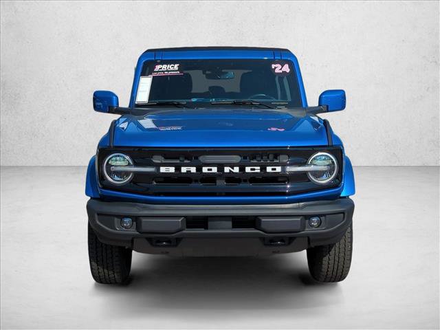 Used 2024 Ford Bronco Outer Banks image 2