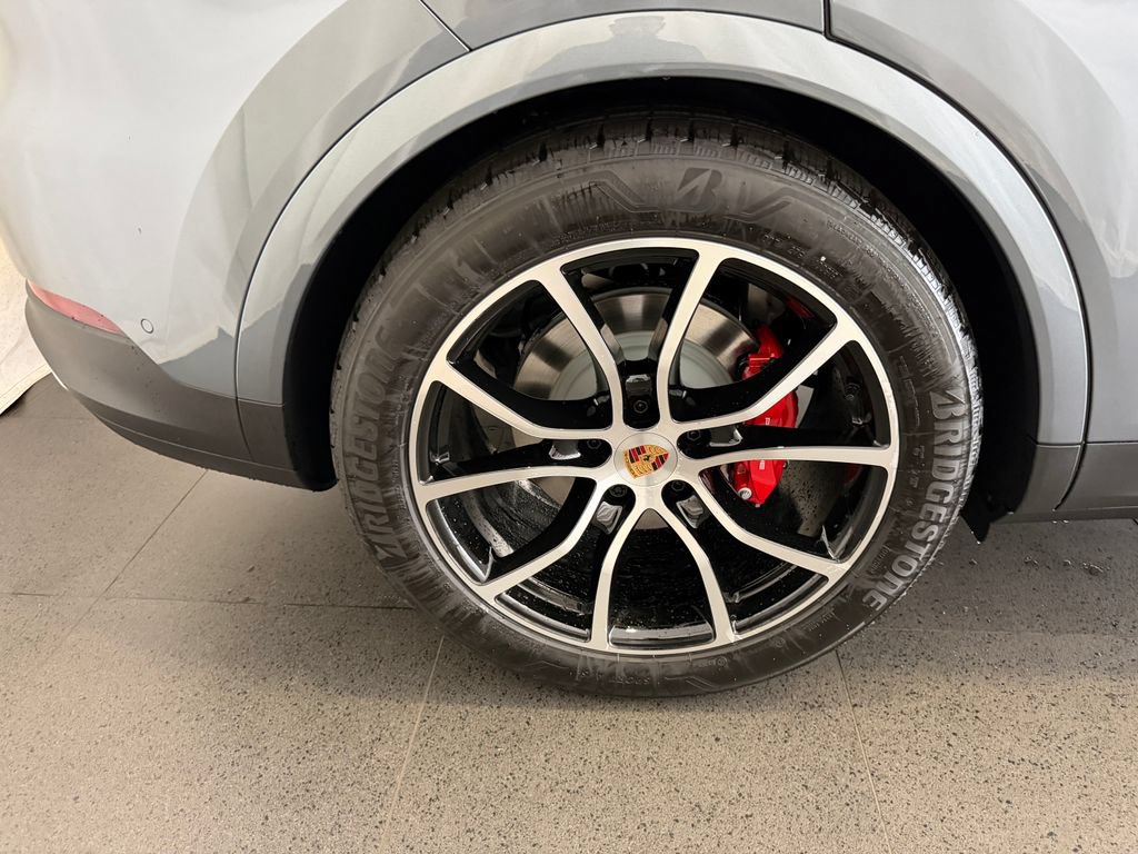 New 2026 Porsche Cayenne S AWD/4WD image 7