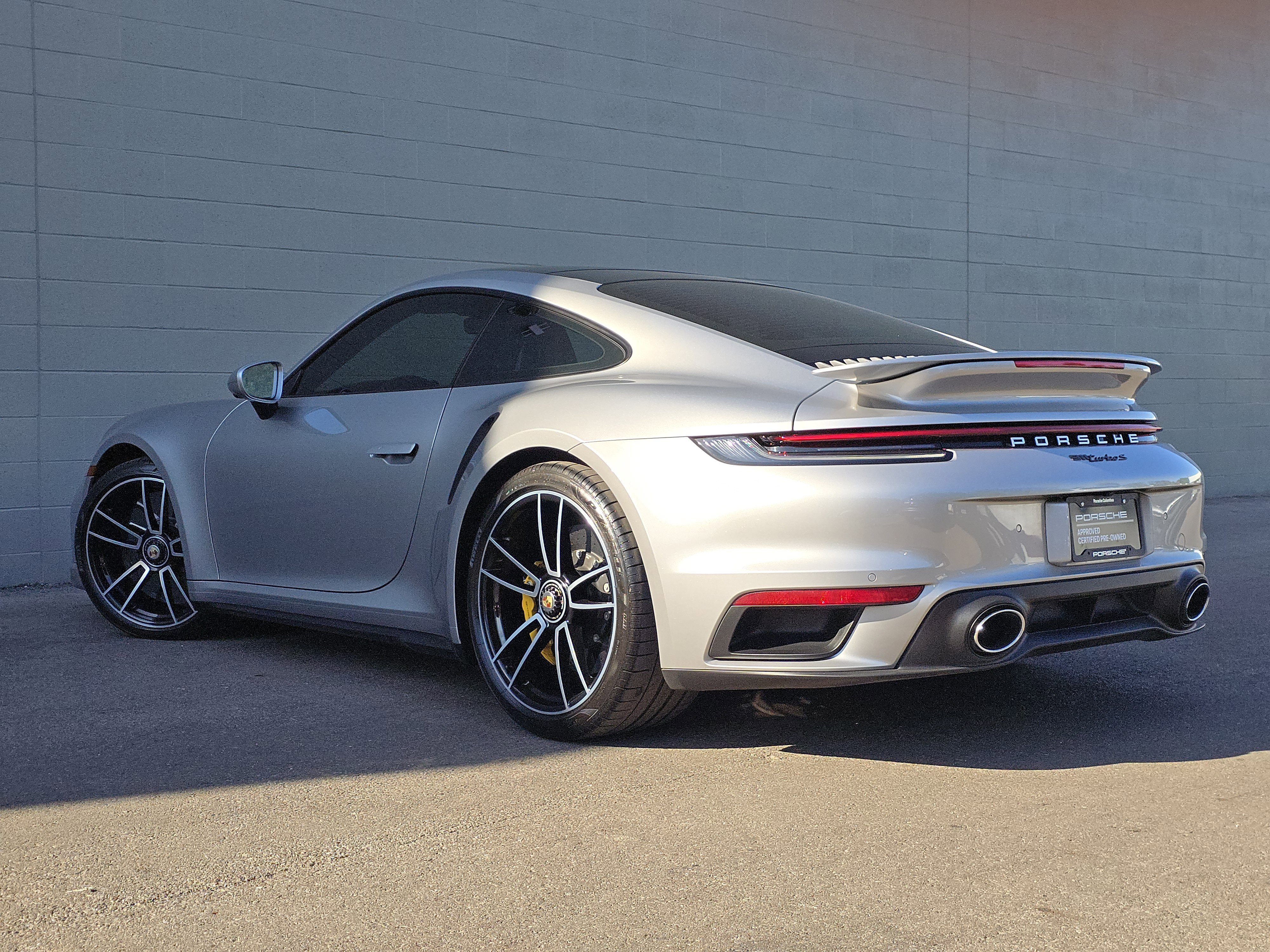 Certified 2022 Porsche 911 Turbo S image 3