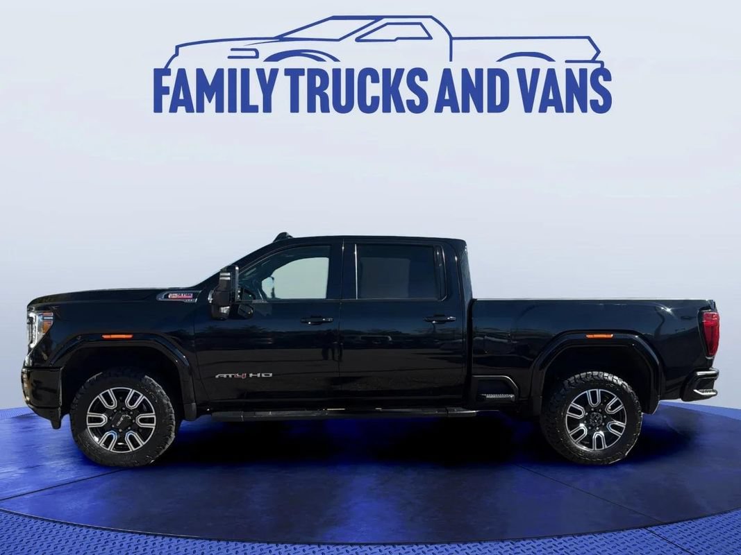 Used 2023 GMC Sierra 3500 AT4 w/ AT4 Preferred Package AWD/4WD image 2