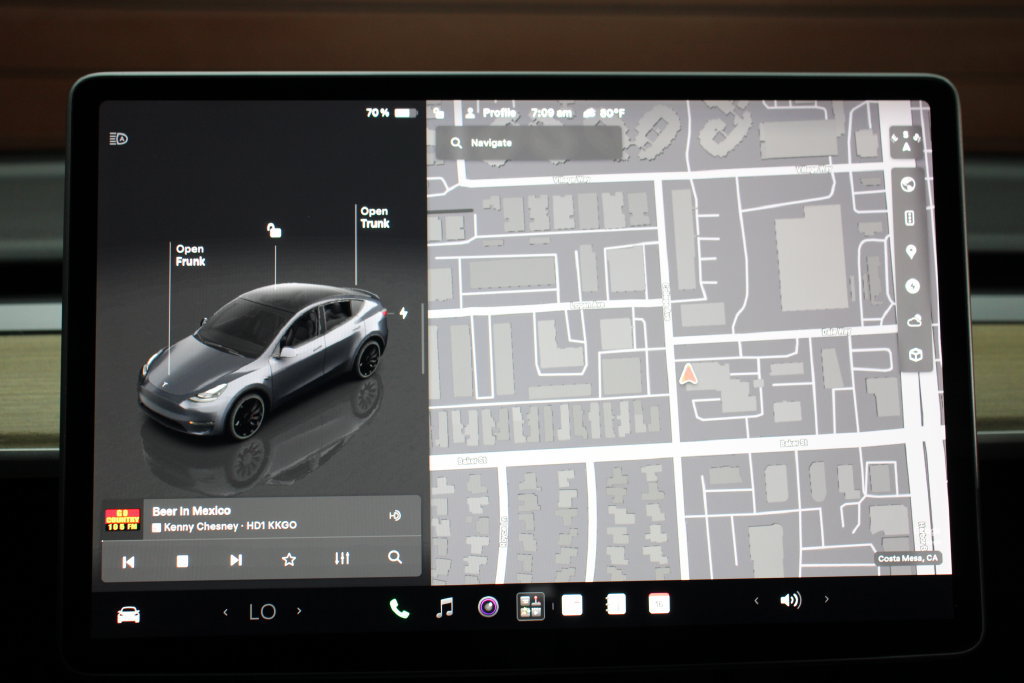 Used 2023 Tesla Model Y Performance AWD/4WD image 24
