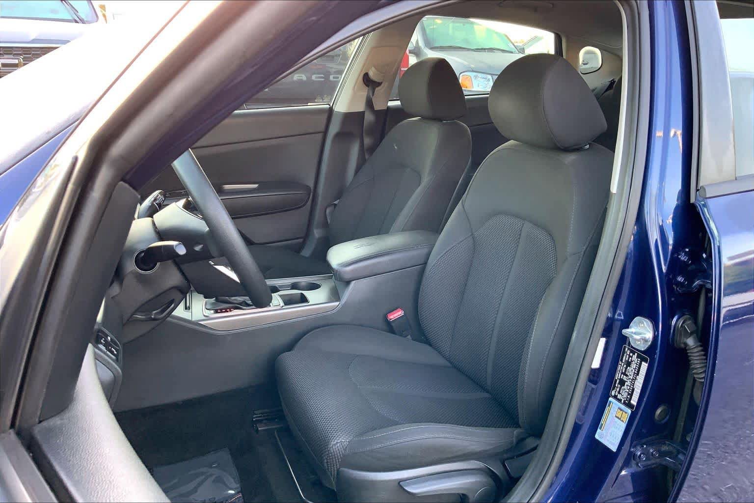Used 2020 Kia Optima LX FWD image 8