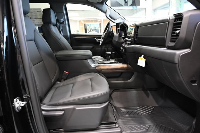 New 2026 Chevrolet Silverado 1500 LT Trail Boss w/ LT Trail Boss Premium Package AWD/4WD image 13