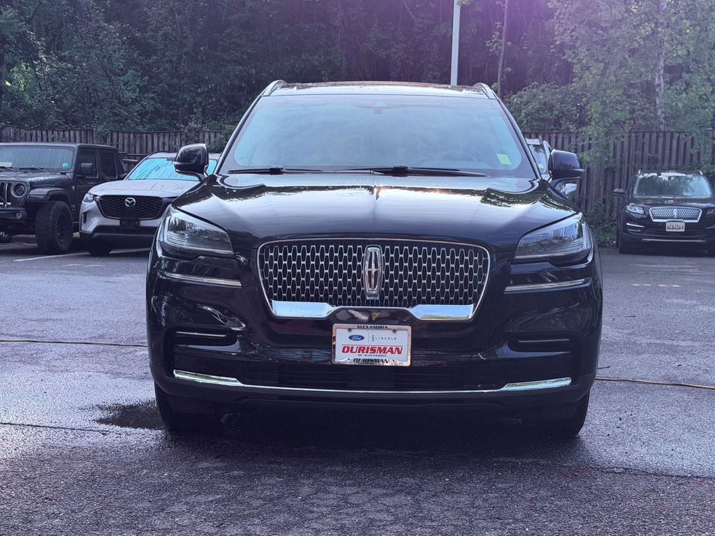Certified 2023 Lincoln Aviator AWD w/ Premium Package image 2