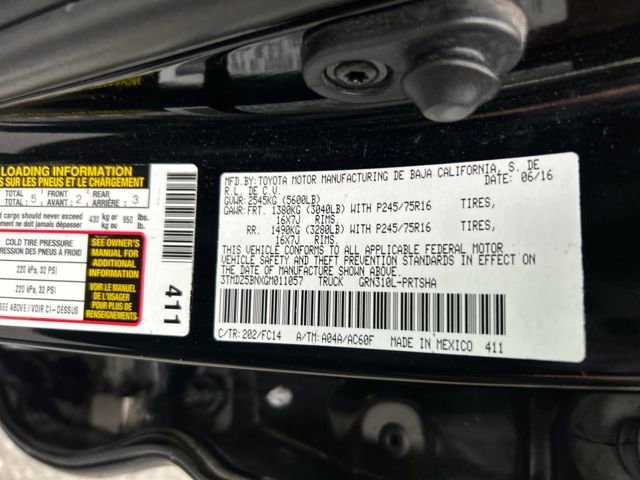 Used 2016 Toyota Tacoma SR5 image 17