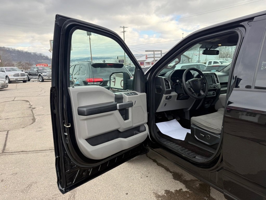 Used 2016 Ford F150 XLT w/ Equipment Group 301A Mid image 19