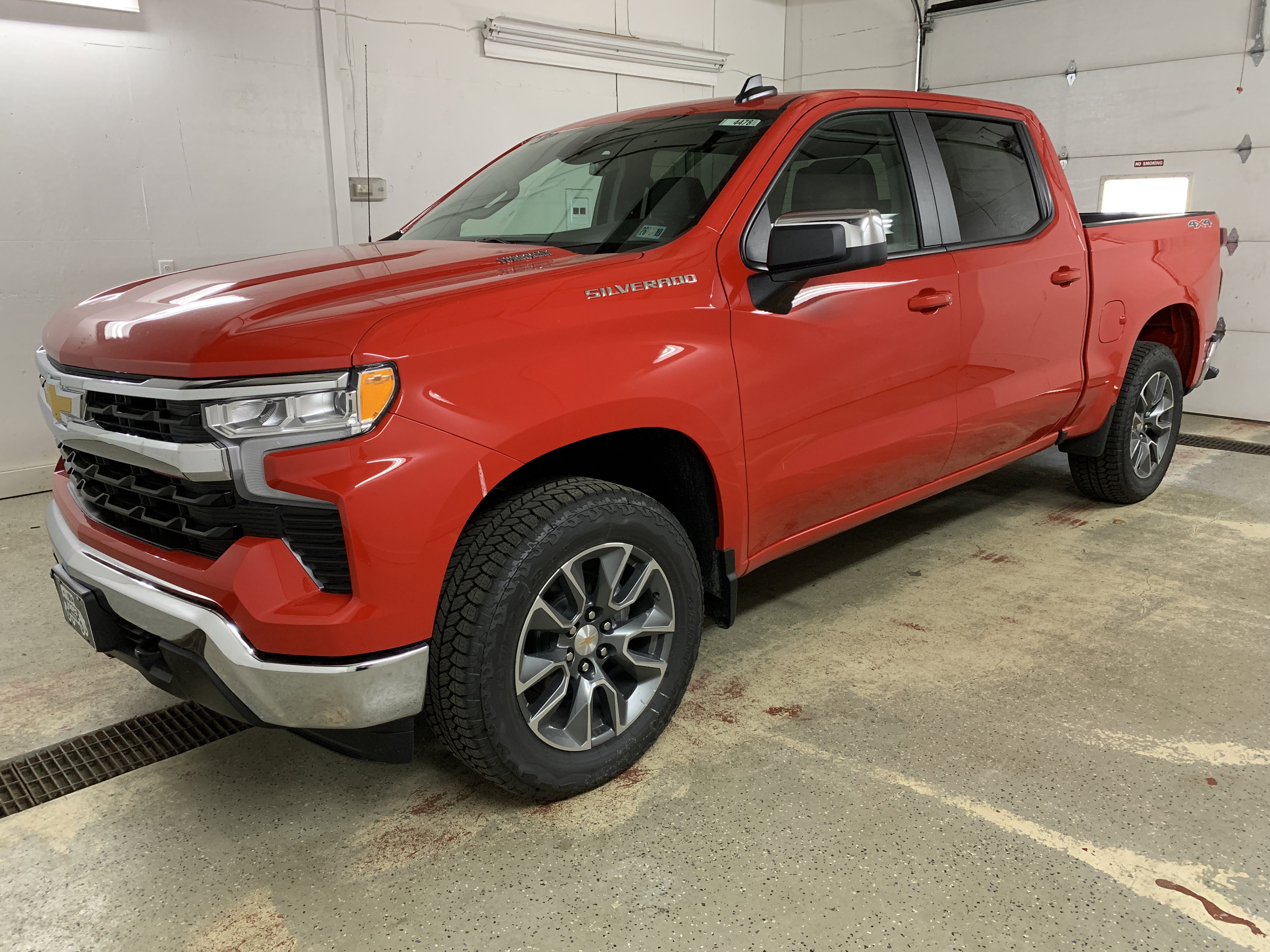 New 2026 Chevrolet Silverado 1500 LT image 3