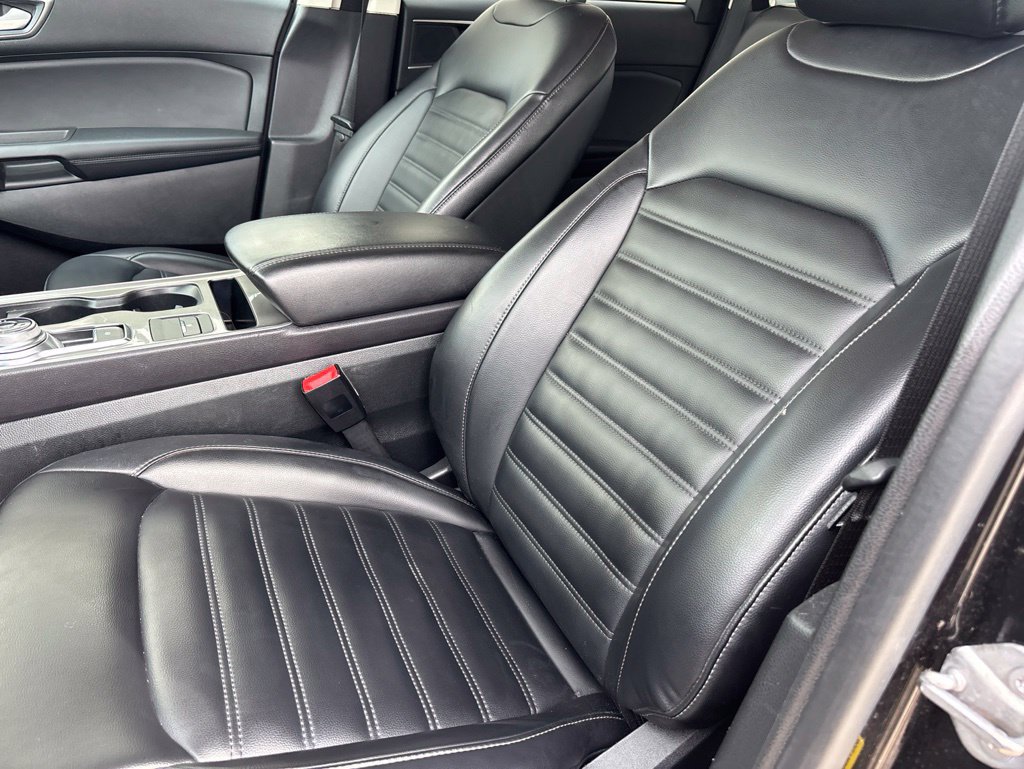 Certified 2024 Ford Edge SEL w/ Convenience Package AWD/4WD image 24