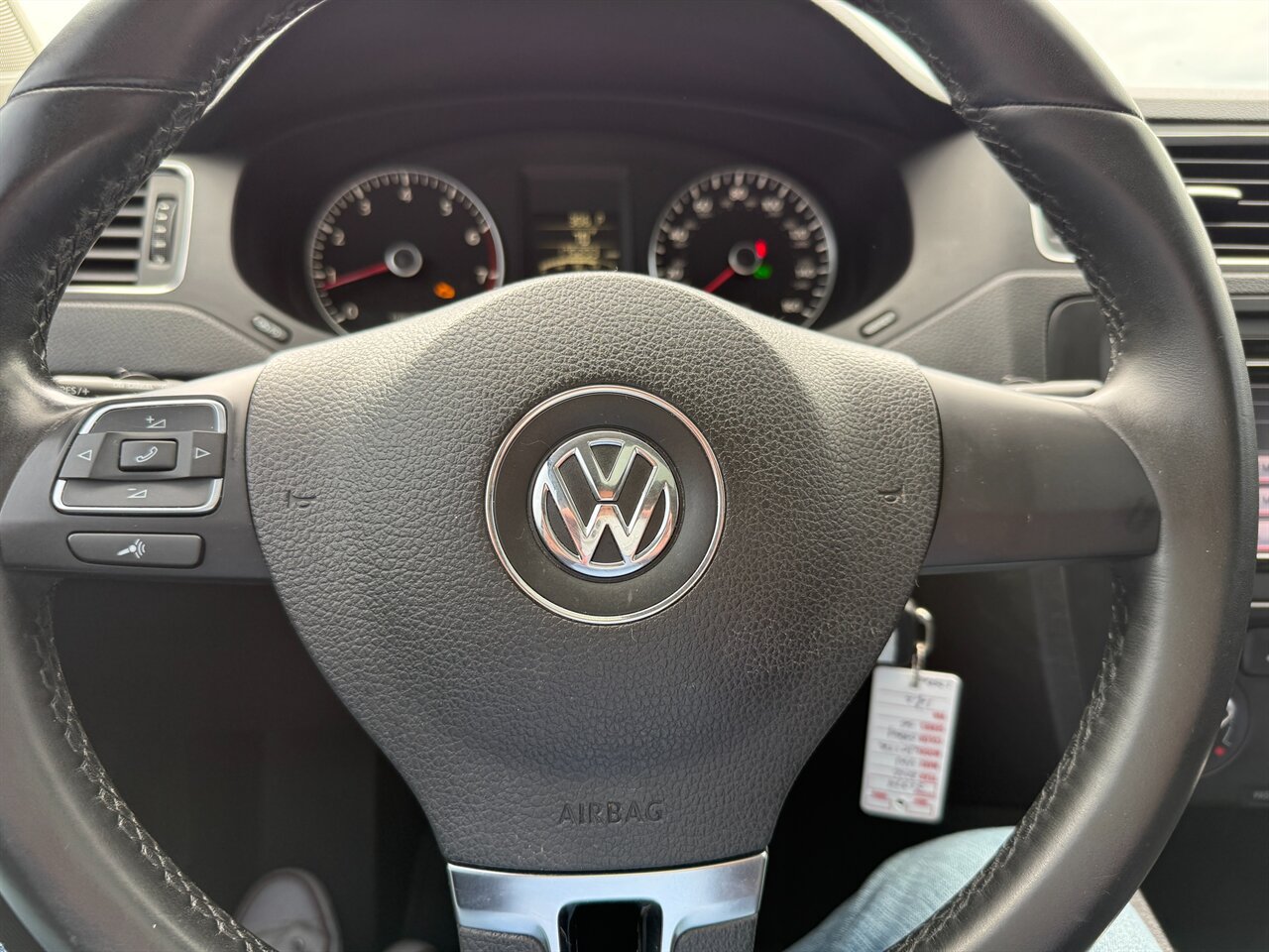 Used 2012 Volkswagen Jetta SE FWD image 21