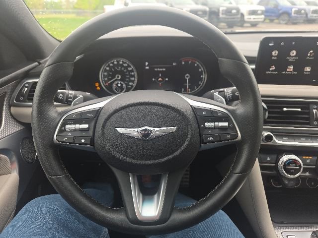Used 2023 Genesis G70 2.0T w/ Sport Prestige Package RWD image 34