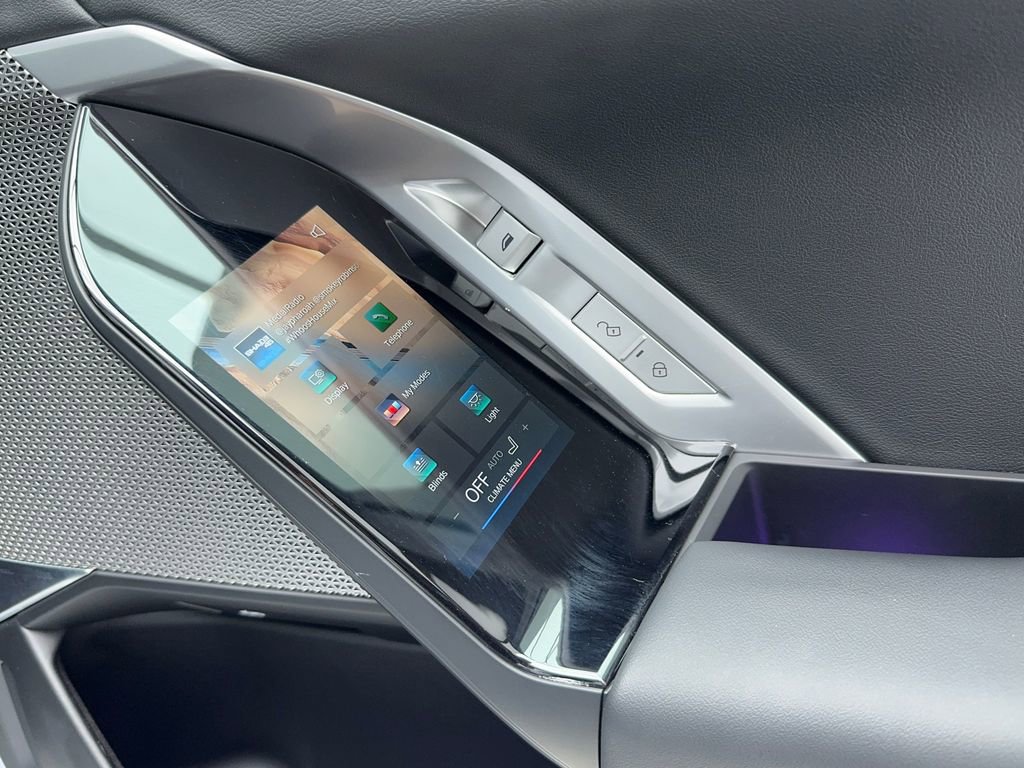 Used 2023 BMW 740i 740i M SPORT,NAV,CAM,PANO,HEAD image 47