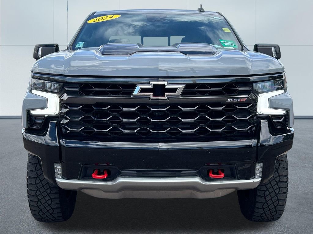 Used 2024 Chevrolet Silverado 1500 ZR2 w/ Technology Package AWD/4WD image 3