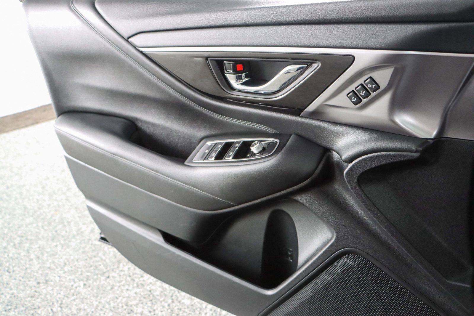 Used 2023 Subaru Outback Limited image 22