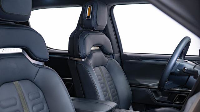 Used 2022 Rivian R1T Adventure image 45