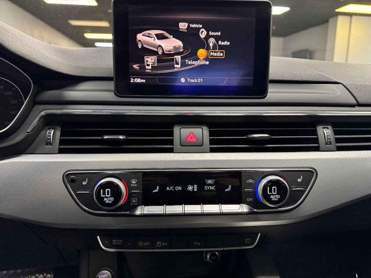 Used 2017 Audi A4 2.0T Premium w/ Convenience Package image 22