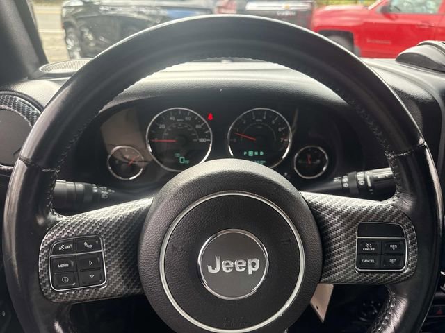 Used 2016 Jeep Wrangler Unlimited Sahara w/ Dual Top Group image 27