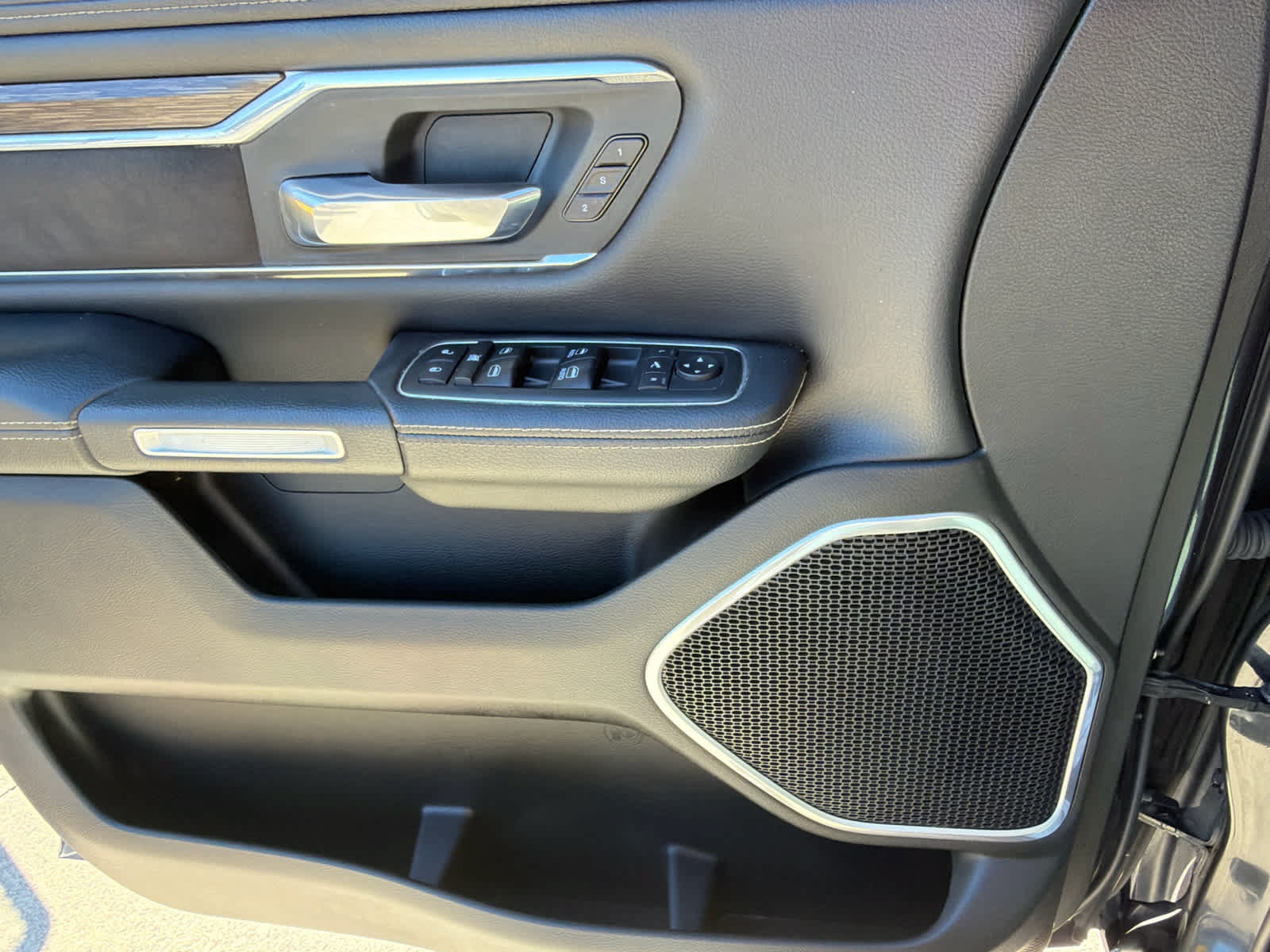 Used 2019 RAM 1500 Laramie w/ Bed Utility Group RWD image 18