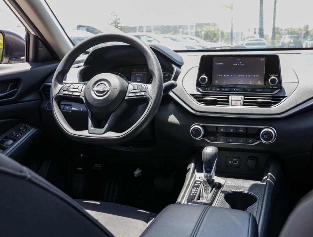 Used 2024 Nissan Altima 2.5 S FWD image 22