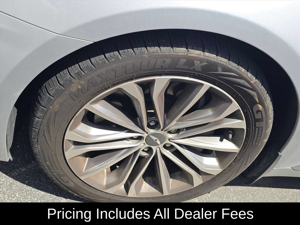 Used 2015 Hyundai Genesis 3.8 RWD image 6