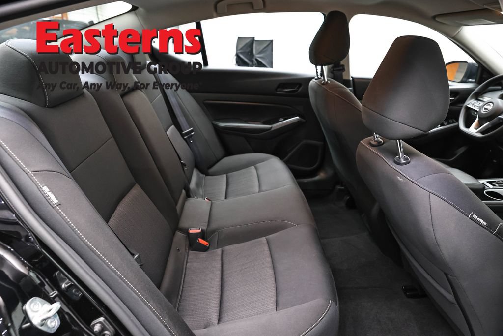 Used 2023 Nissan Altima 2.5 SV AWD/4WD image 23