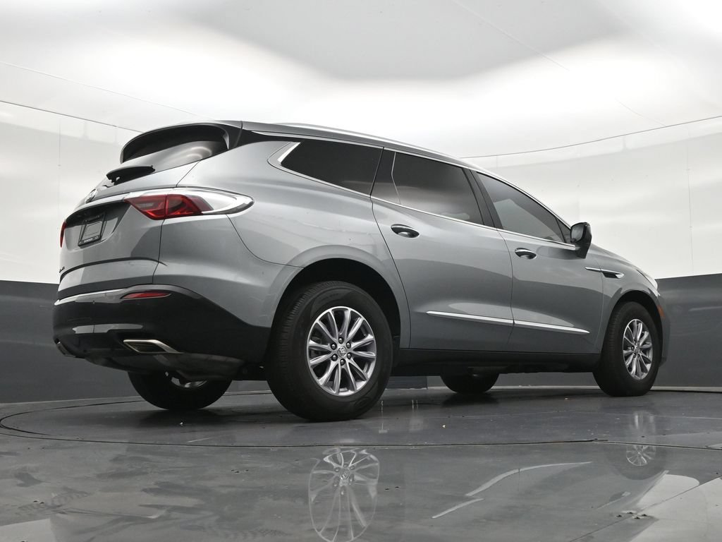 Used 2024 Buick Enclave Essence w/ Technology Package FWD image 28