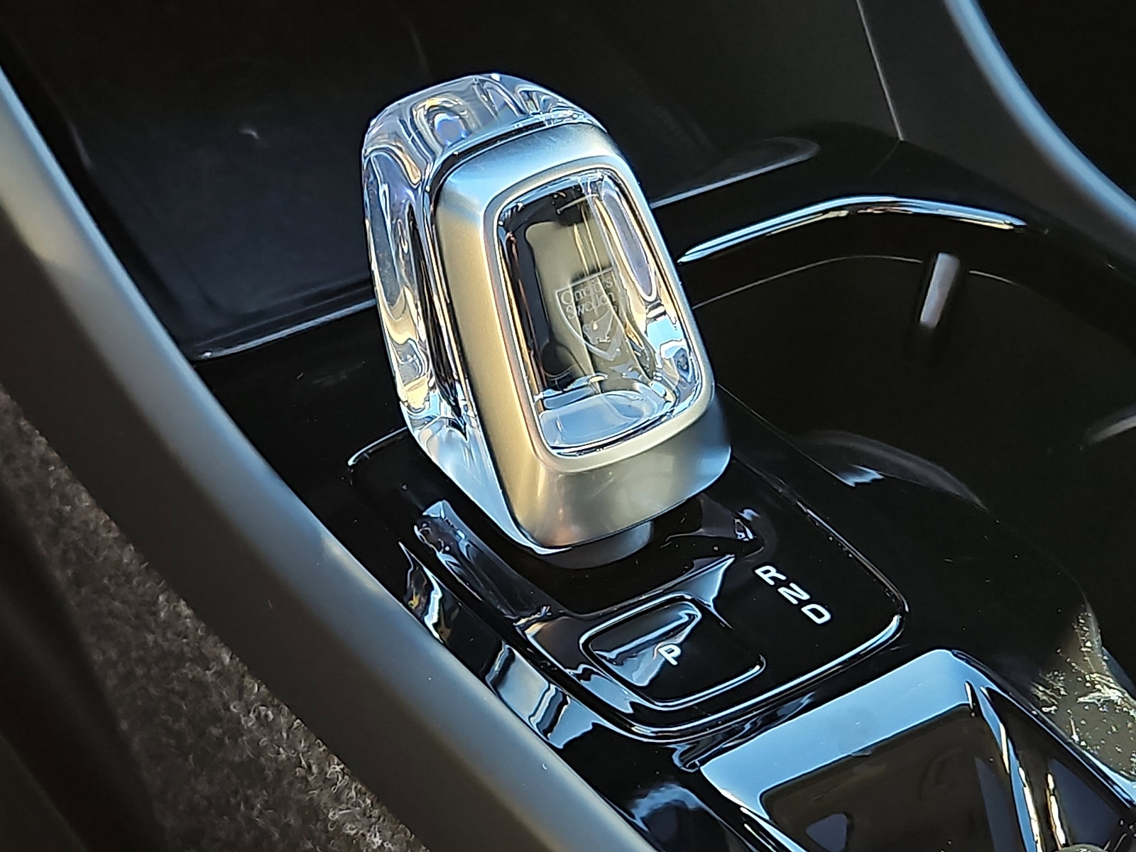 New 2026 Volvo XC40 B5 Plus w/ Protection Package Premier AWD/4WD image 15