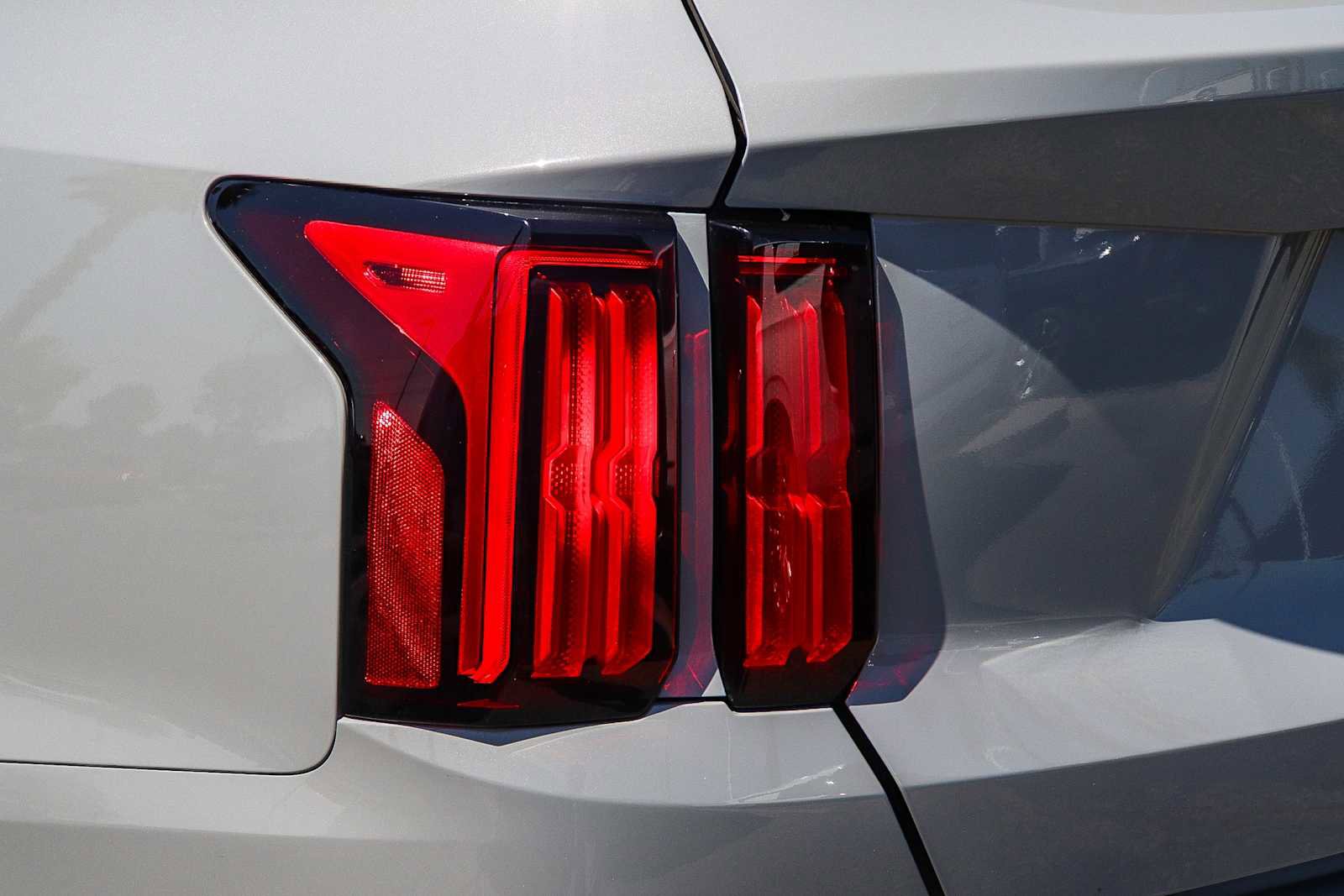 Used 2022 Kia Sorento SX image 9