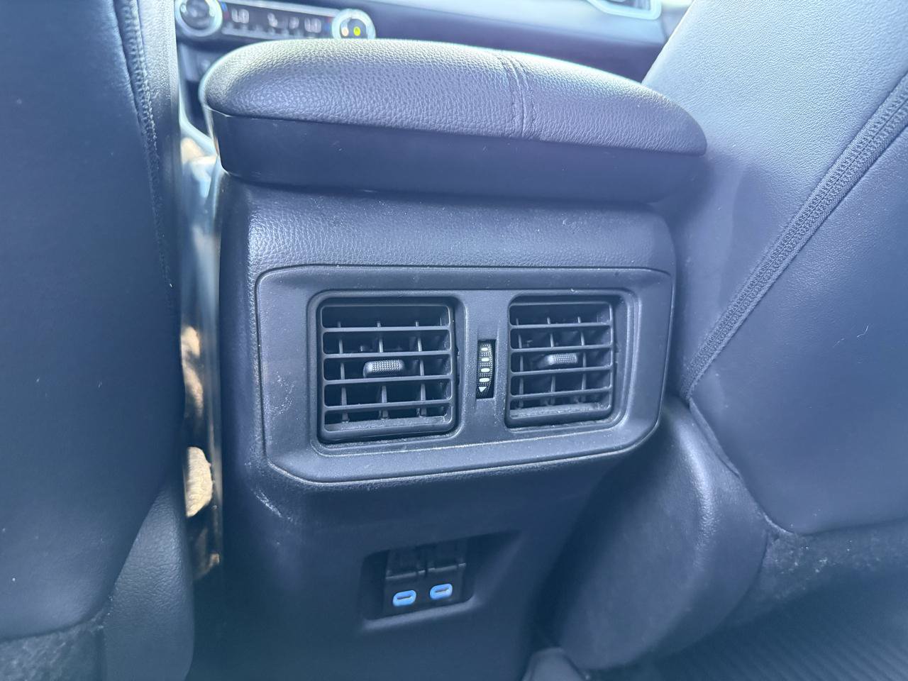 Used 2022 Toyota RAV4 XLE Premium FWD image 16