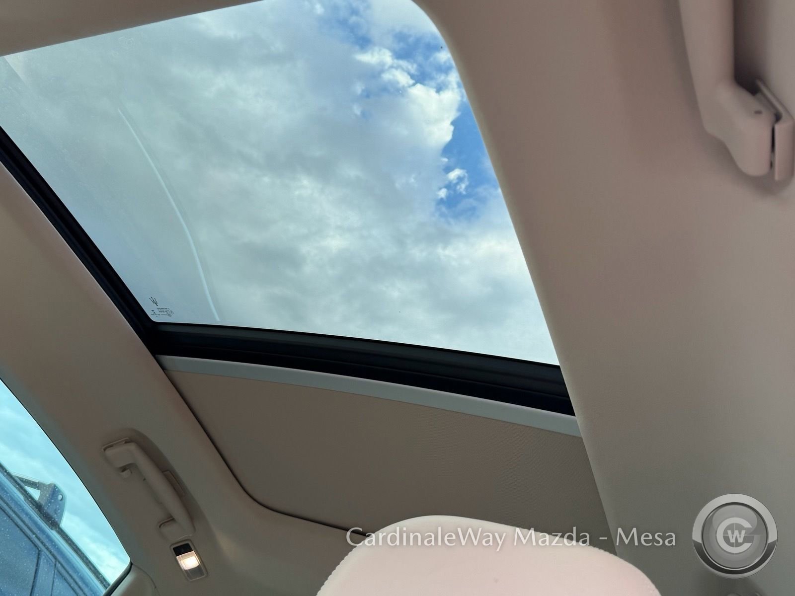 Used 2019 Maserati Levante GranLusso image 10