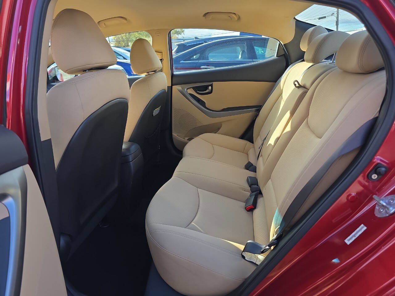 Used 2013 Hyundai Elantra GLS FWD image 11