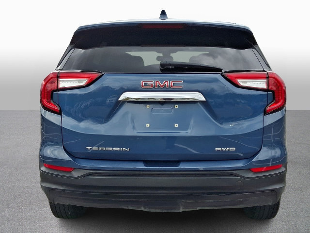 Used 2024 GMC Terrain SLE AWD/4WD image 5