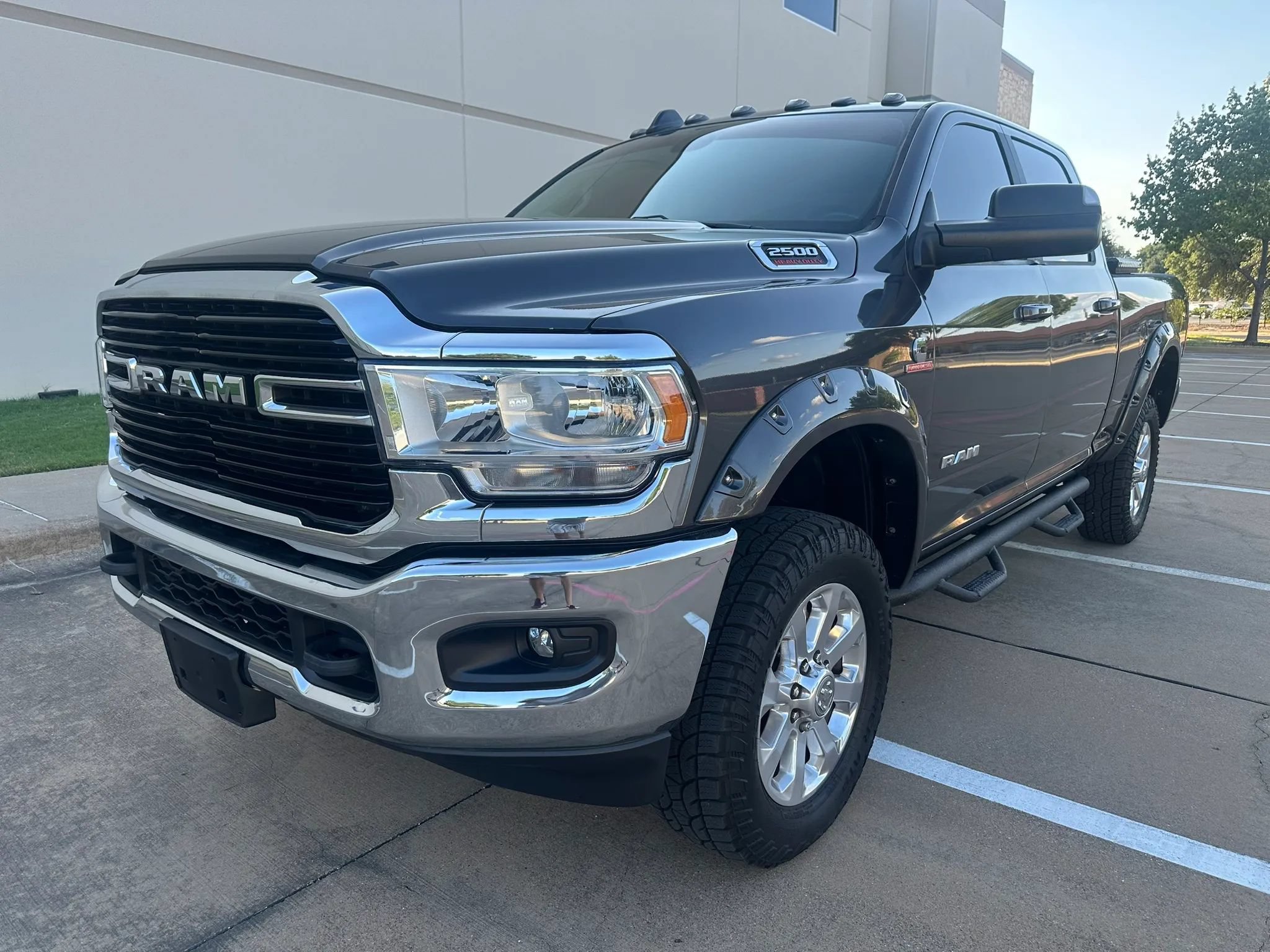 Used 2020 RAM 2500 Lone Star w/ Level 1 Equipment Group AWD/4WD image 2