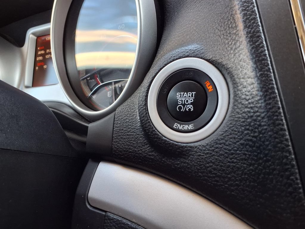 Used 2015 Dodge Journey SXT w/ Flexible Seating Group FWD image 13