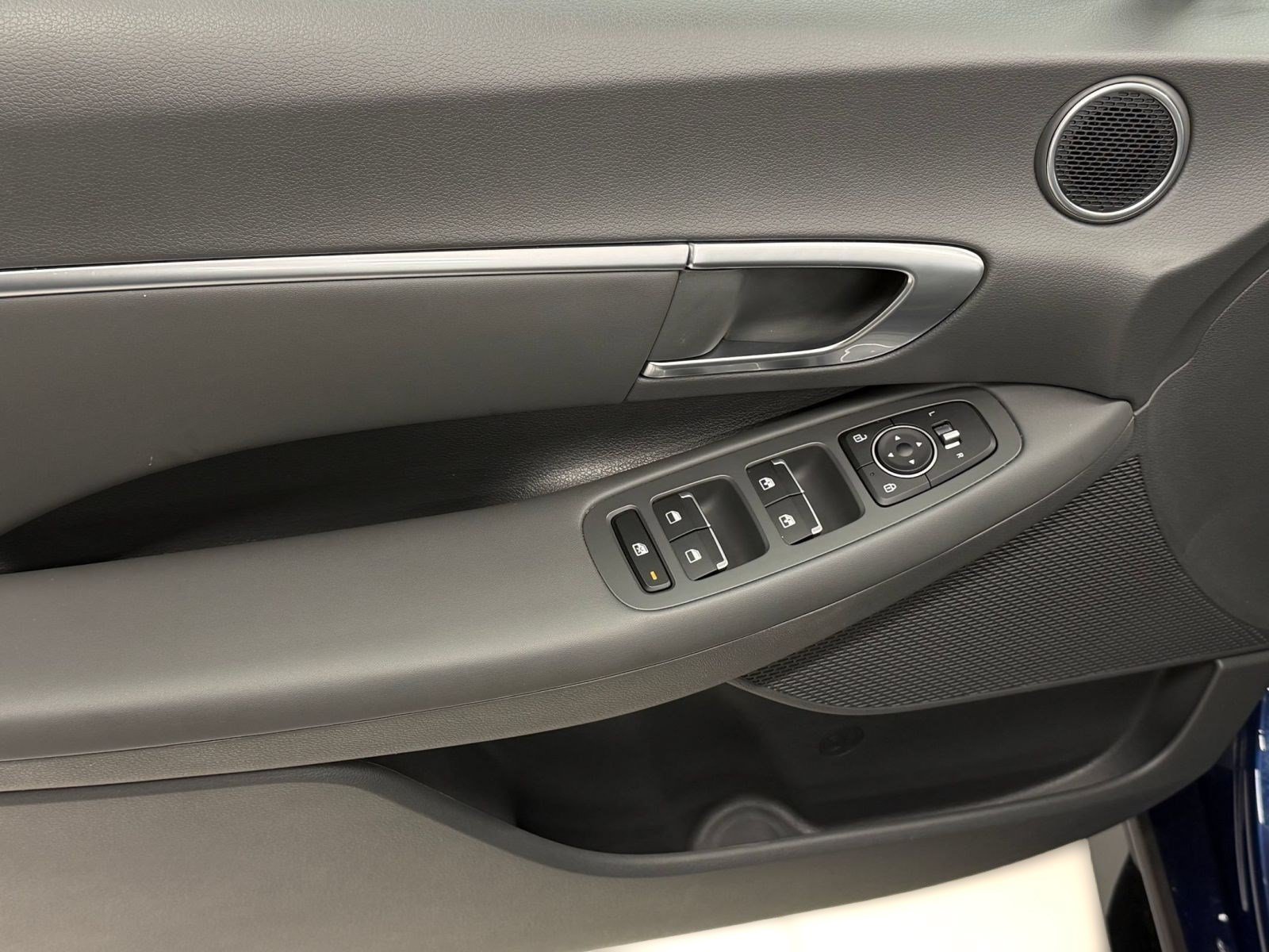 Used 2022 Hyundai Sonata SEL FWD image 12