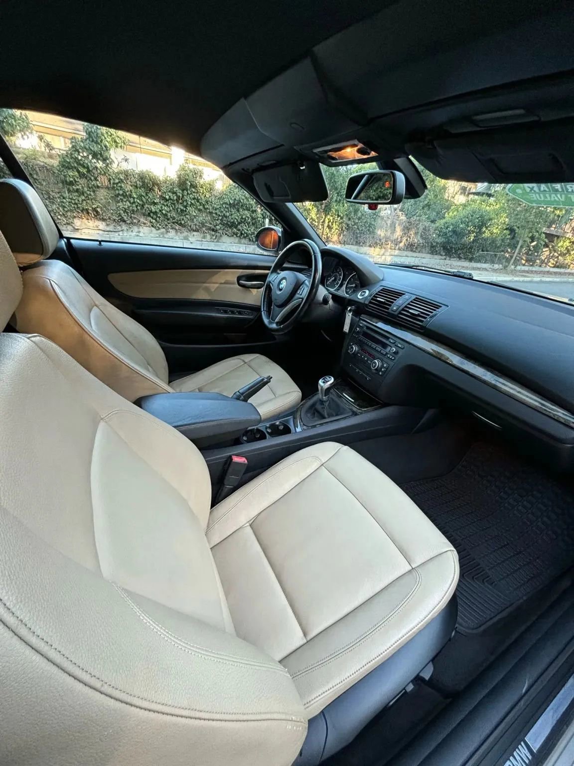 Used 2009 BMW 128i Convertible image 20